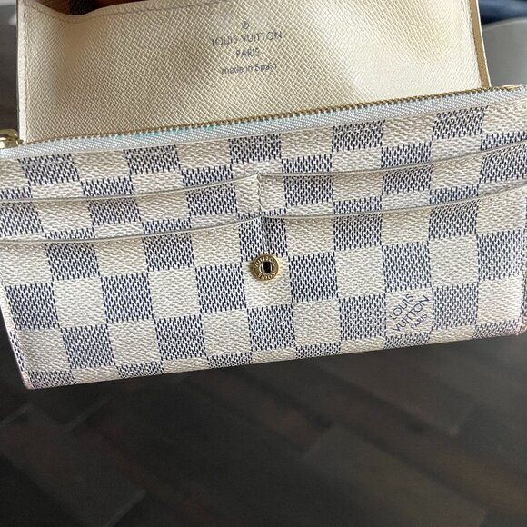 Louis Vitton The Emilie wallet in Damier Azur canvas - Picture 3 of 14
